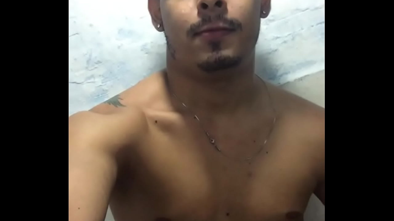 brian carioca caiu na net gozando muito