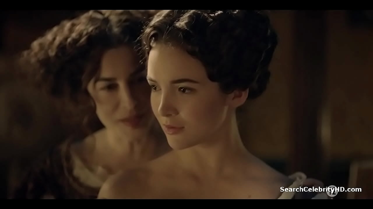 Maddison Jaizani Versailles S01E03 2015