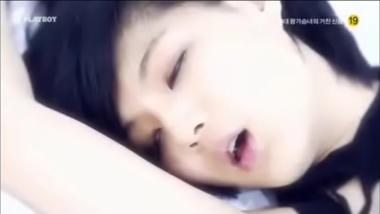 Sexy Random Stuff - Japan Emo Vs Nerd (Trailer)