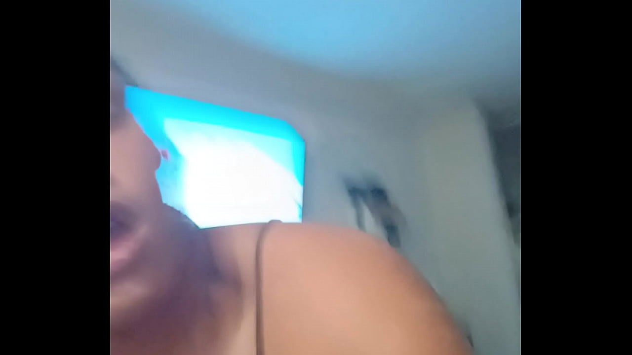 Beautiful tan fat girl orgasm