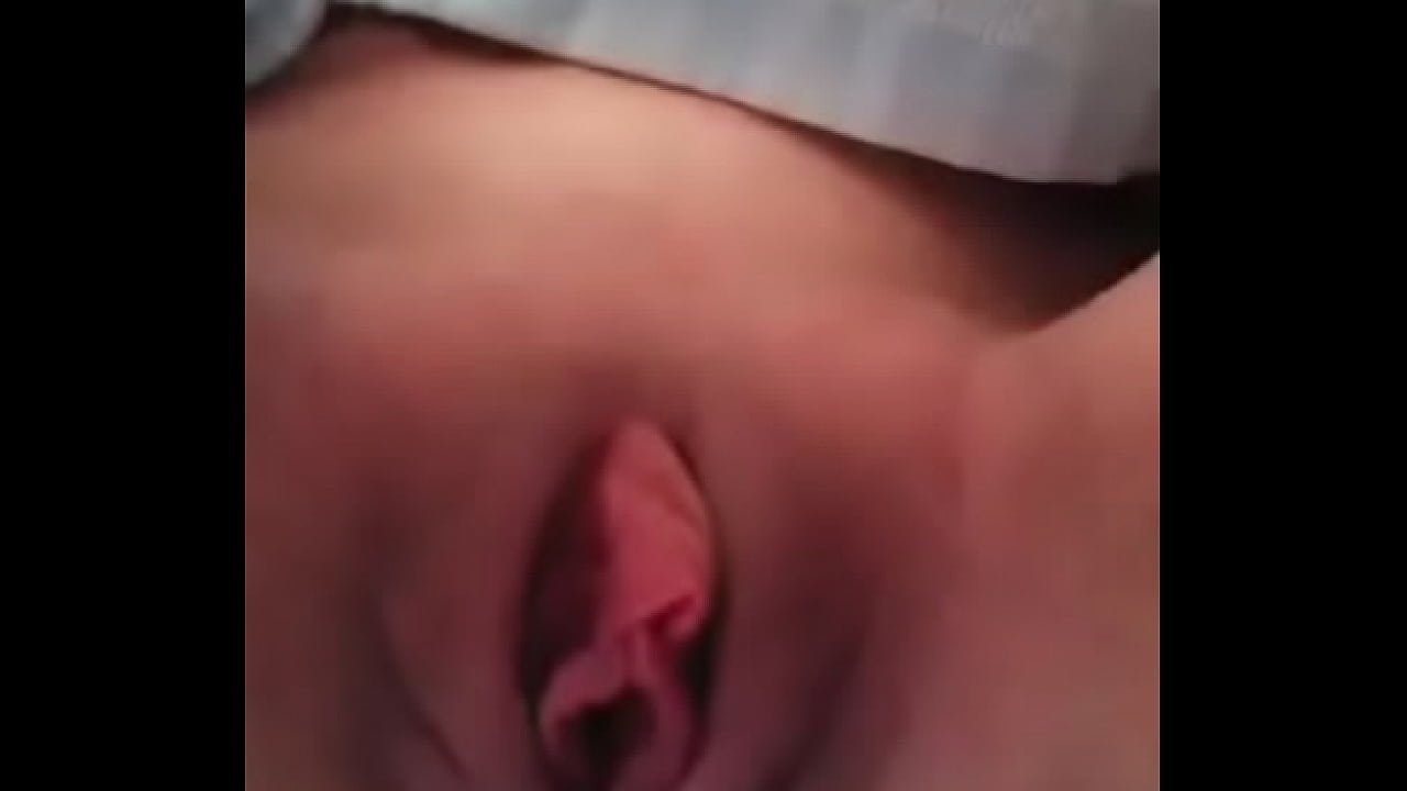 Albanian Girl Masturbate for the First Time