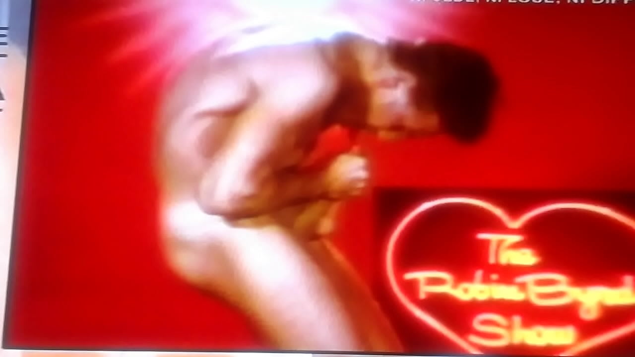 Sexy muscled male dancer selfsuck on live tv show.