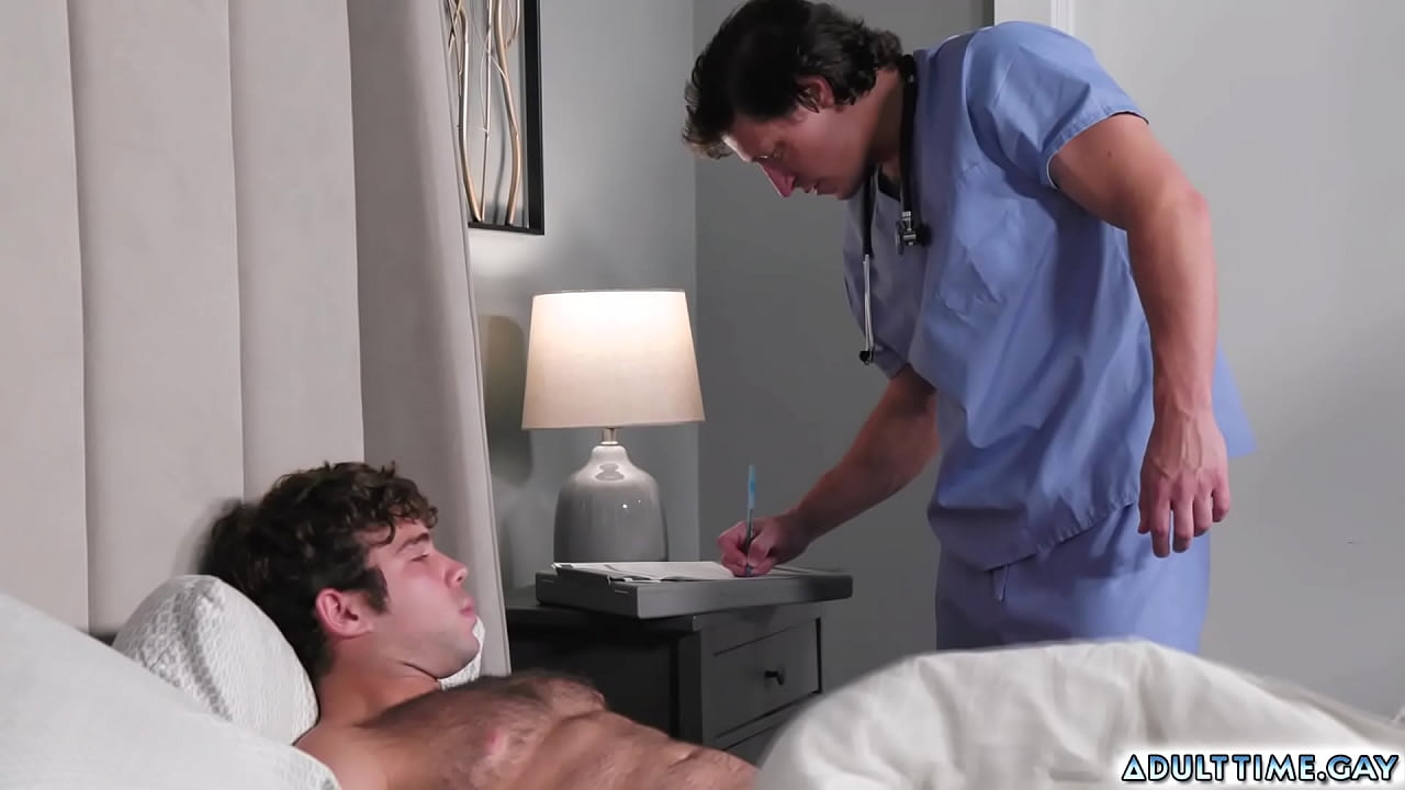 Nurse Dalton Riley blowjob his patient Joseph Castlian