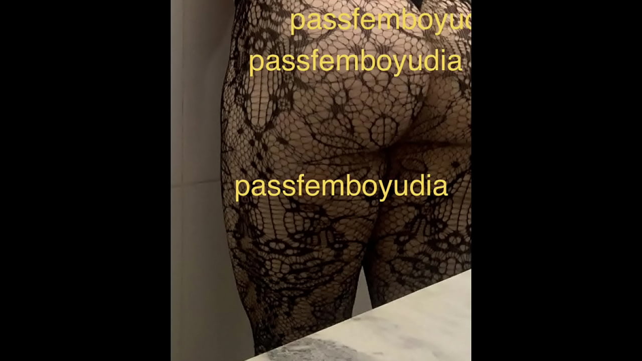 Gay femboy rabudo calcinha pass