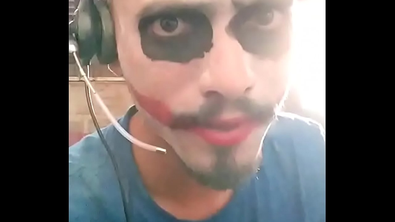 Coringa fudendo sem dó