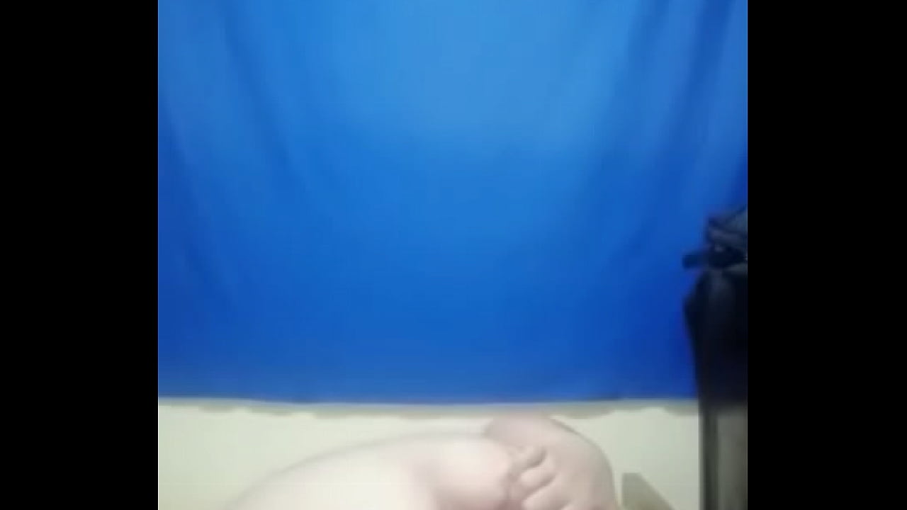 Como estamos lejos me envía videos de como se masturba por mi