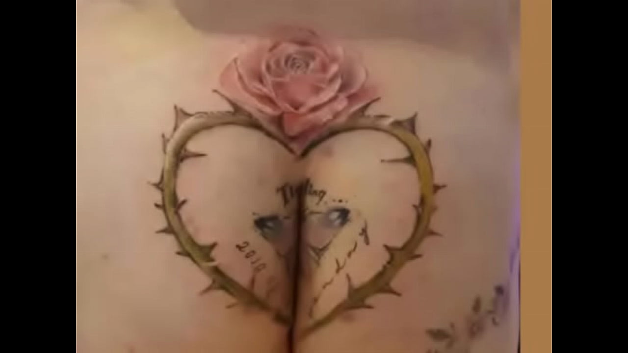 butt tattoo