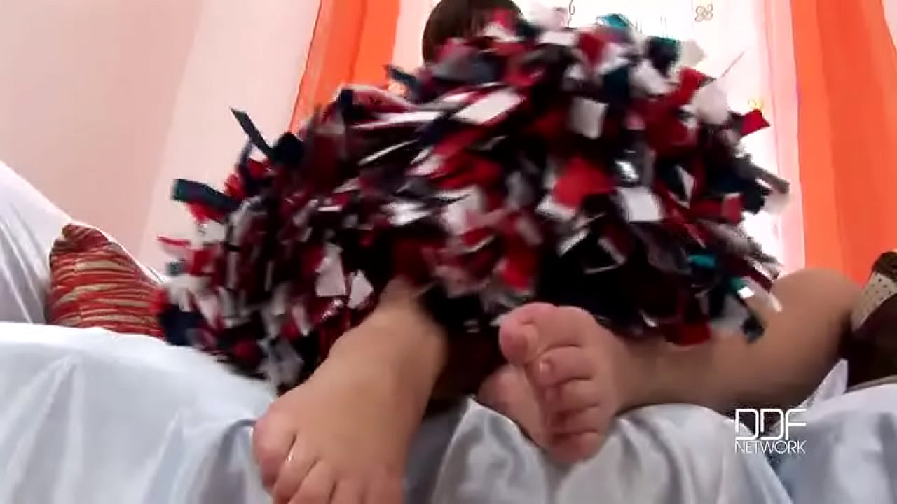 Sweet cheerleader feet!