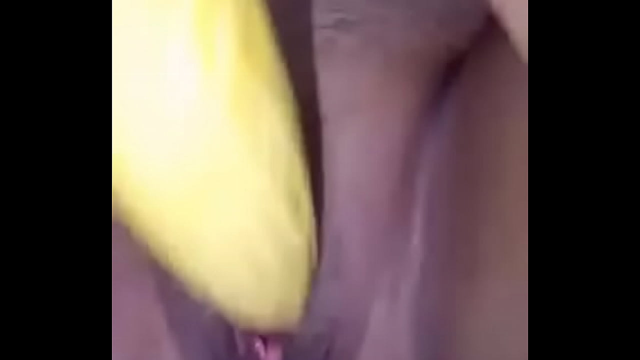 Hot lady masturbate her hot pussy