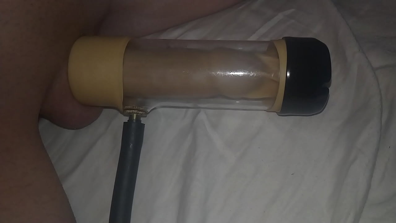 Turning this sex machine speed up and down make me cum so hard