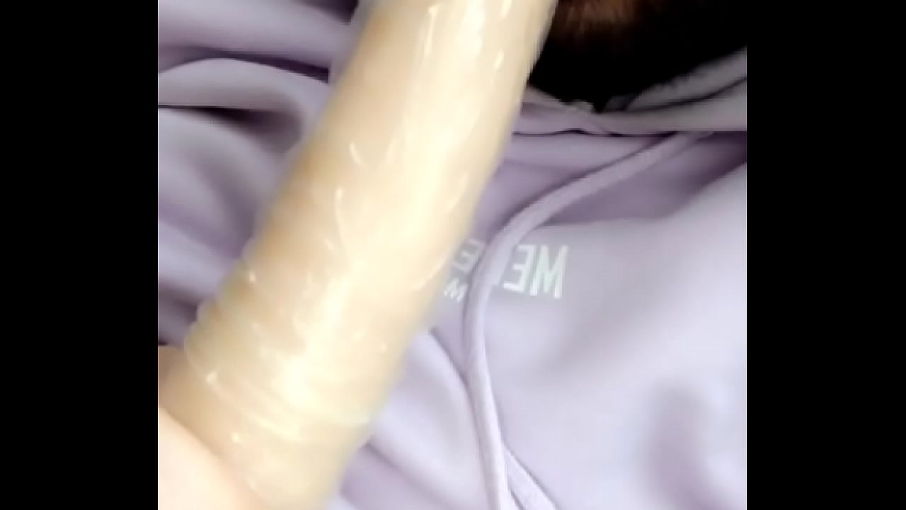 8 inch dildo up in my Ass