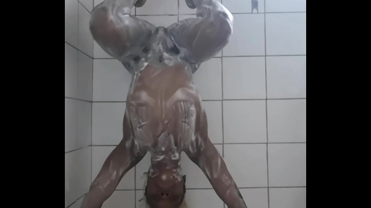 Sex bath in a shower