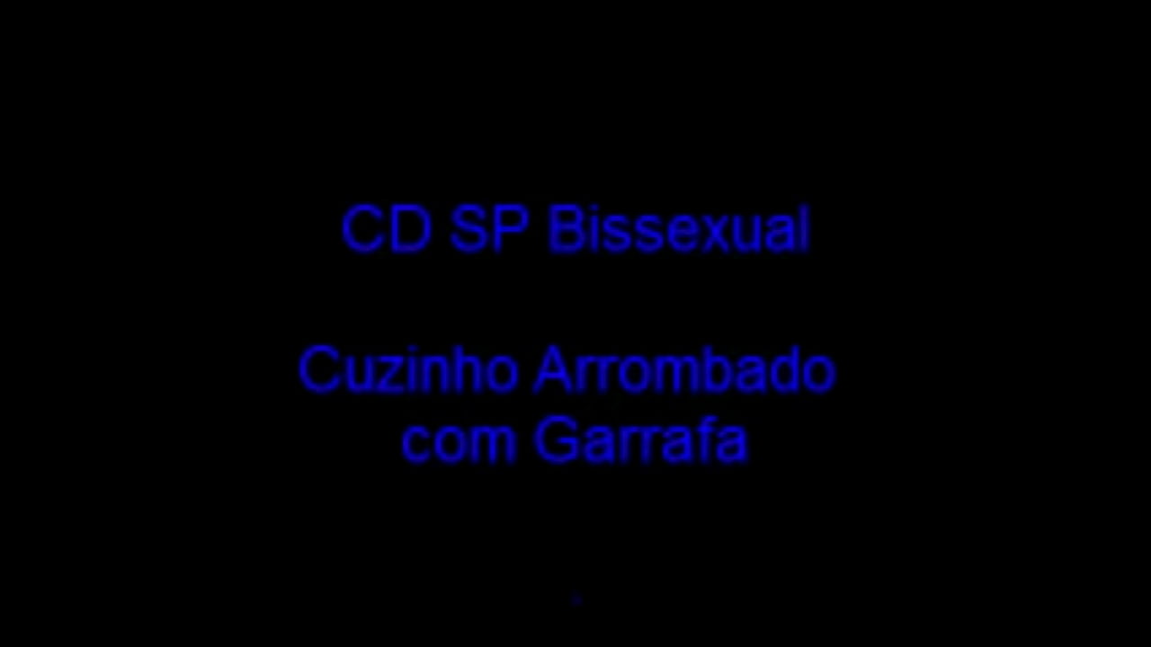 Brazilian man fucking with bottle (20130130j) cdspbisexual