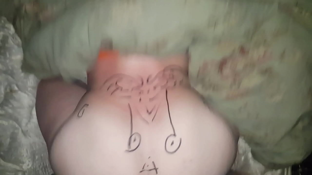 Sharpie tattoo wile getting fucked