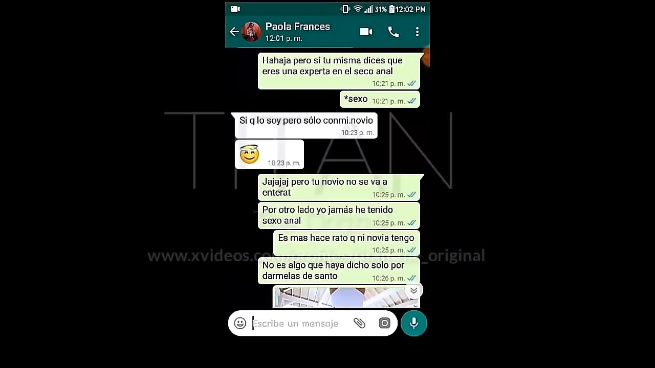 Chica paga apuesta con mamada