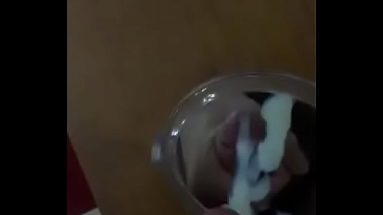 Great slowmotion cumshot mirror view lots of cum