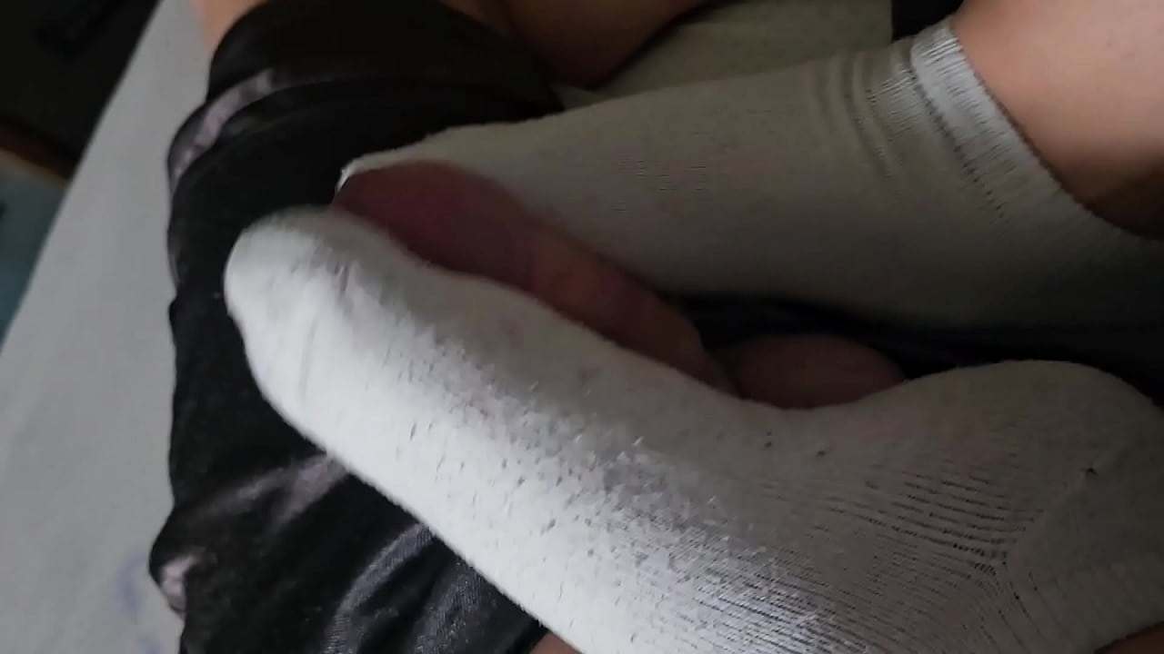 Hot wife Sockjob