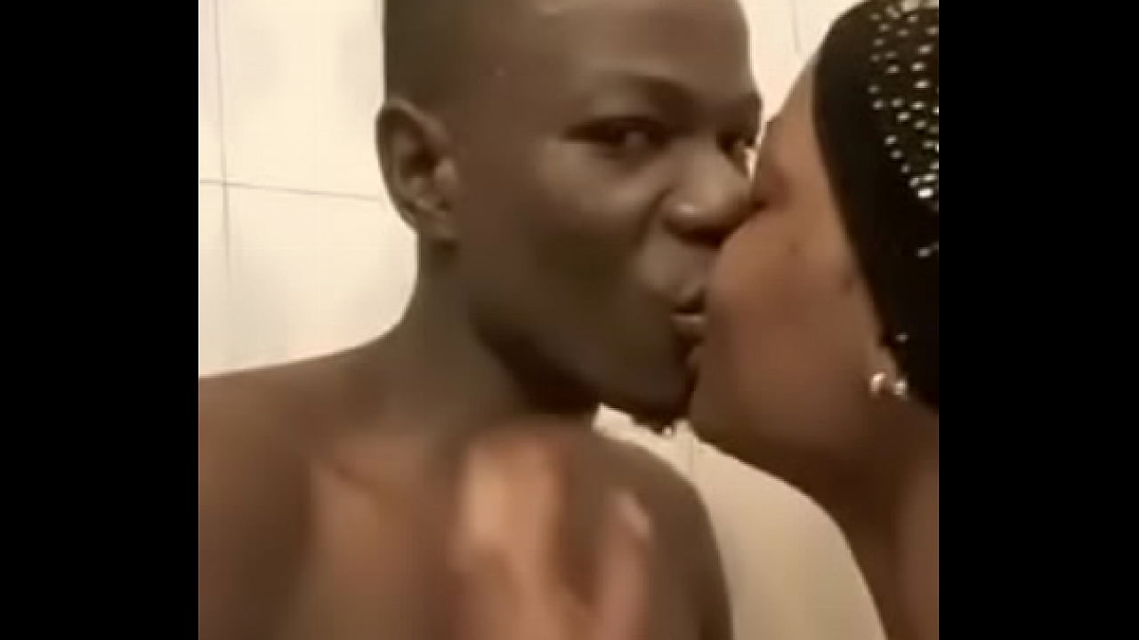 Ghana guy fucks an afro american