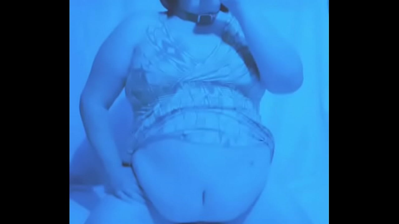 Air humping obese slut cumshot