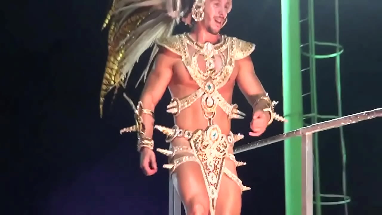 La cola más linda del carnaval