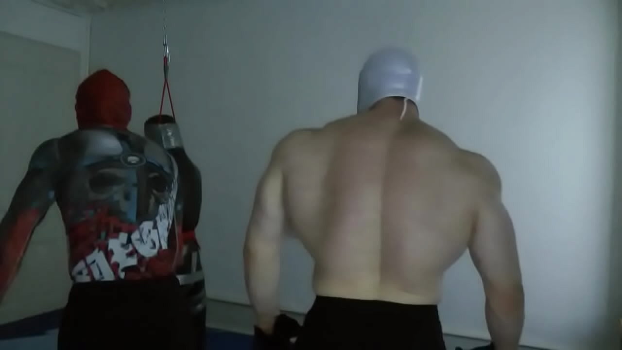 TylerMUSCLEGOD VS Iron Ivan - Wrestling Domination