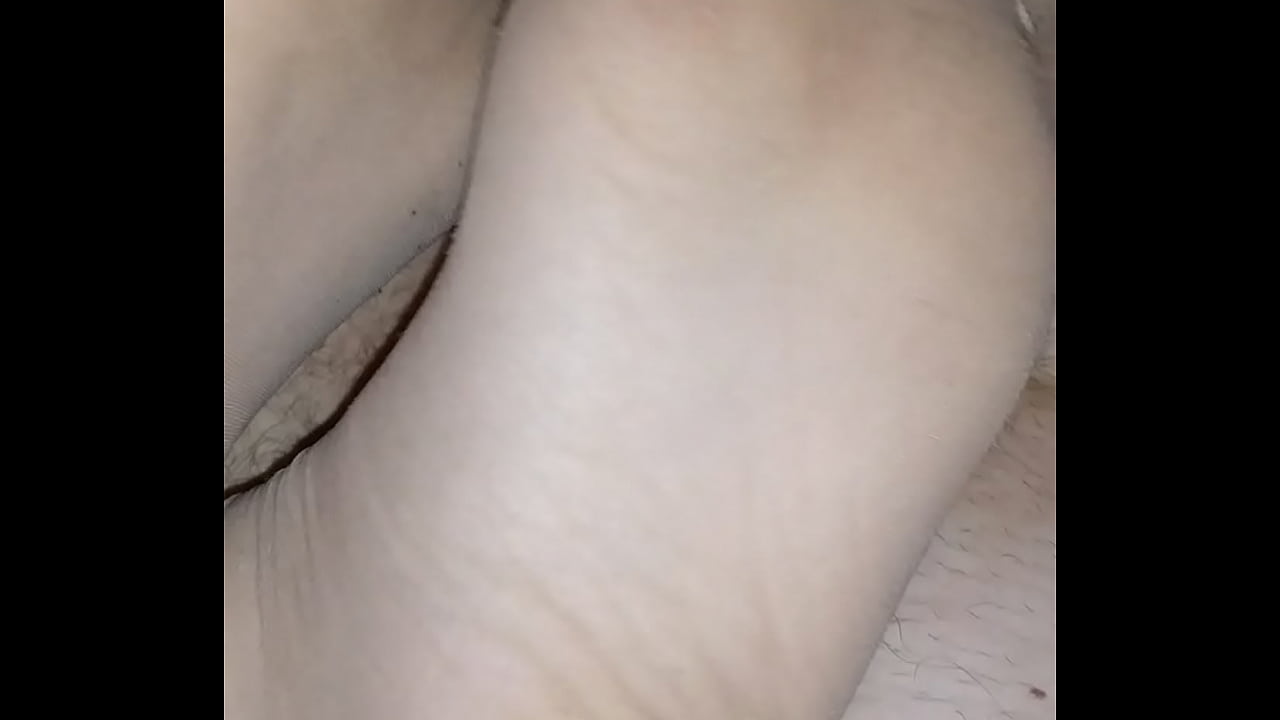 homemade footjob with nude nylons