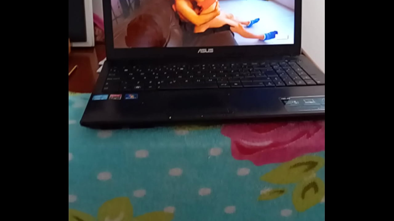 Paja viendo porno