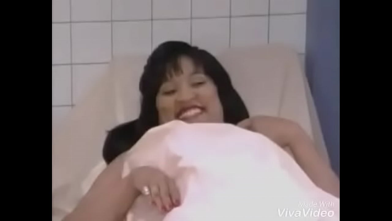 The beautiful feet and soles of Lisa (Jackée Harry) from "Sister Sister".