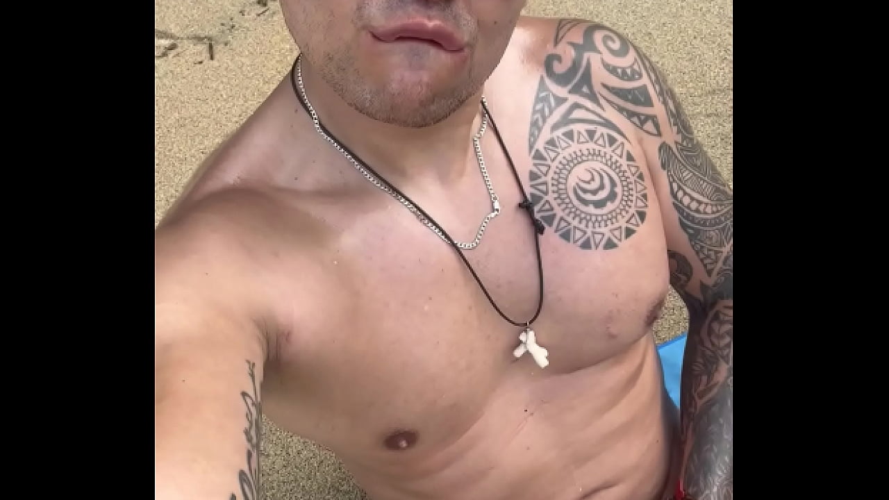 Me saco la leche en la playa