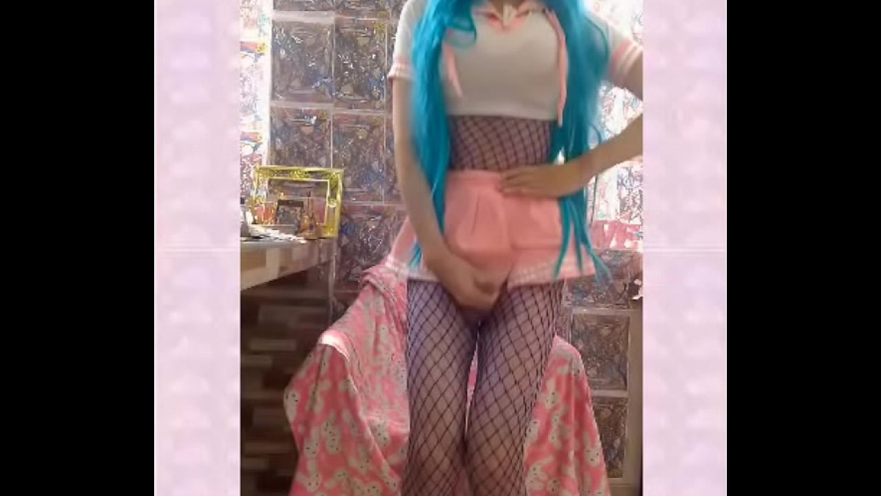 HANDJOB SESSIONS EPISODE 18 ORGASMING WITH A VOCALOID WIG ON (FIND ME AS SIXTO-RC ON XVIDEOS FOR MORE CONTENT)