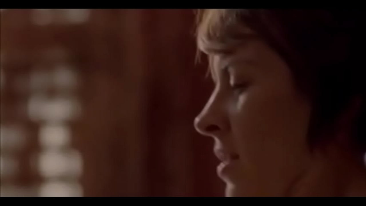 Queer As Folk - Lesbian Love Scene