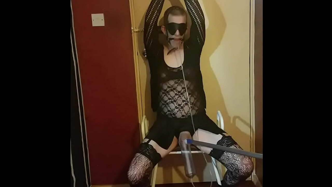 crossdresser needed a helping hand