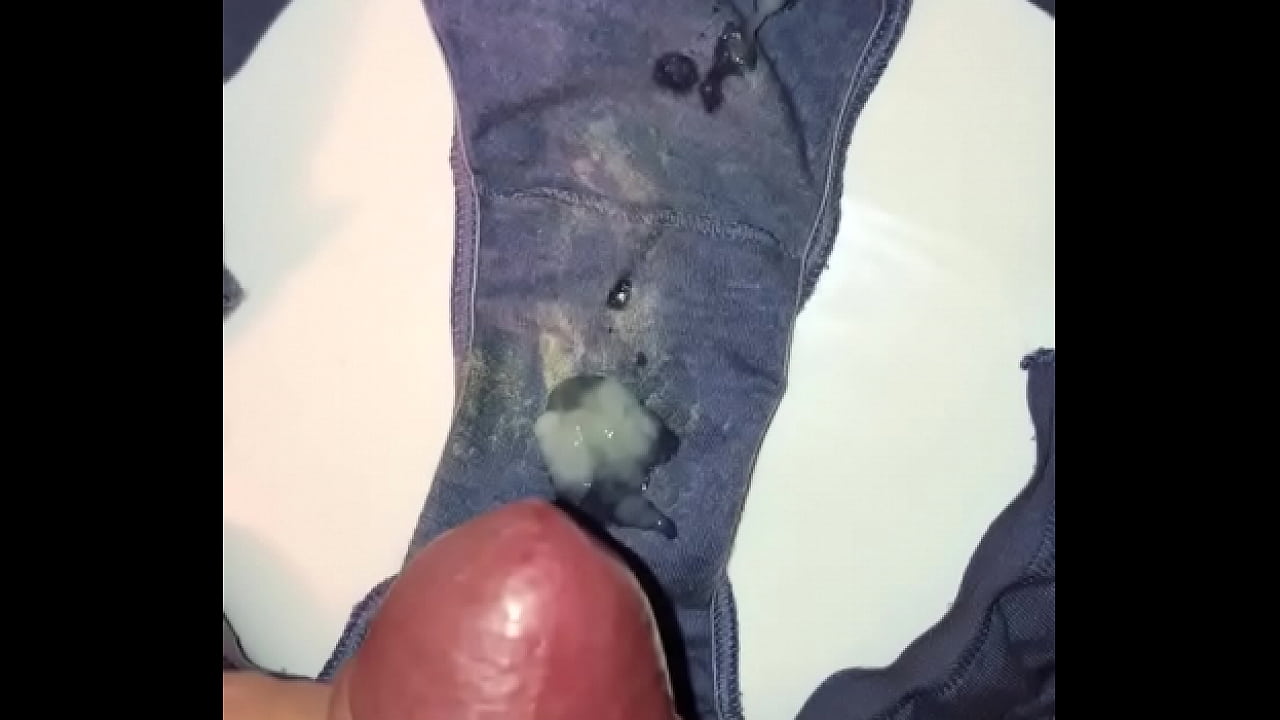 Sperm on my girlfriend’s panties