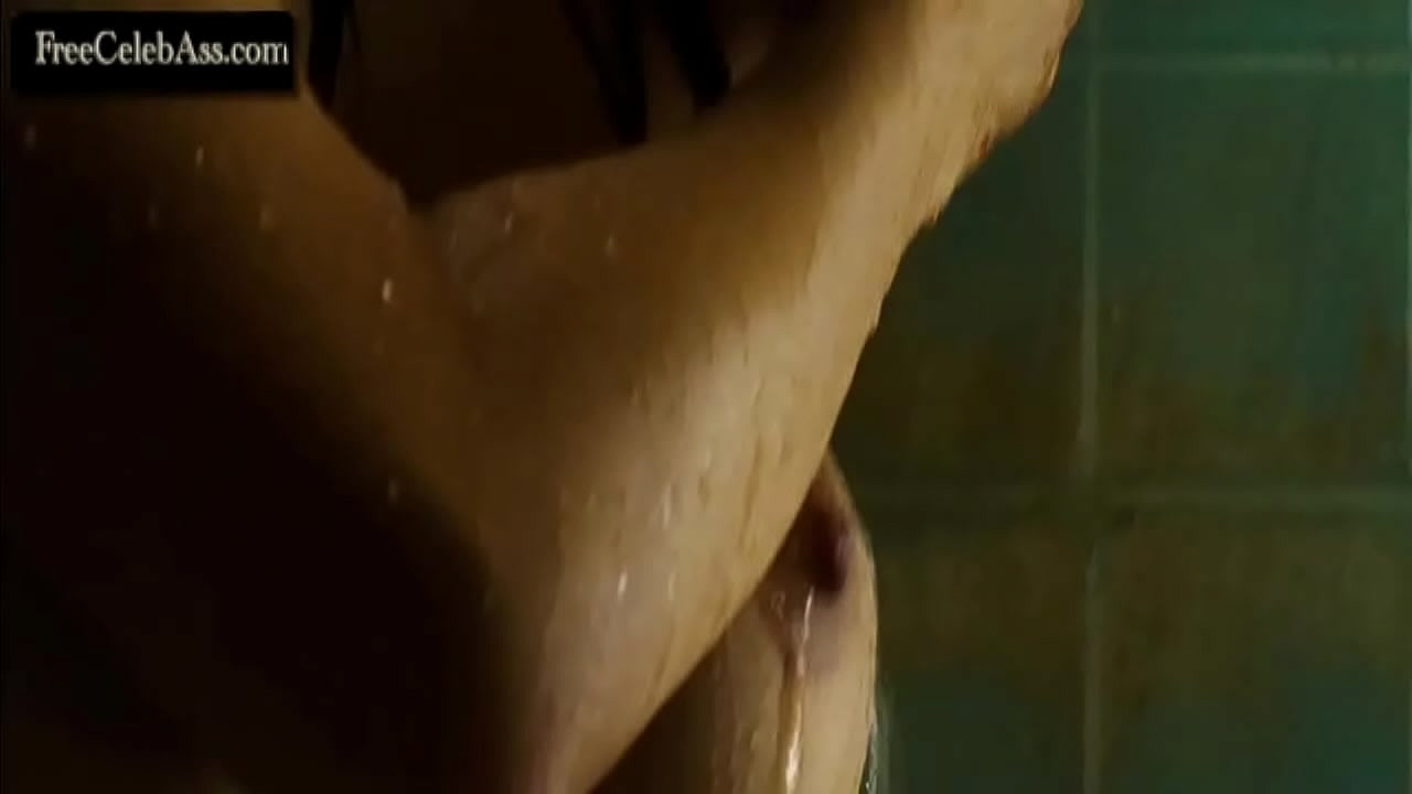 America Olivo Shower in  No One Lives 2013