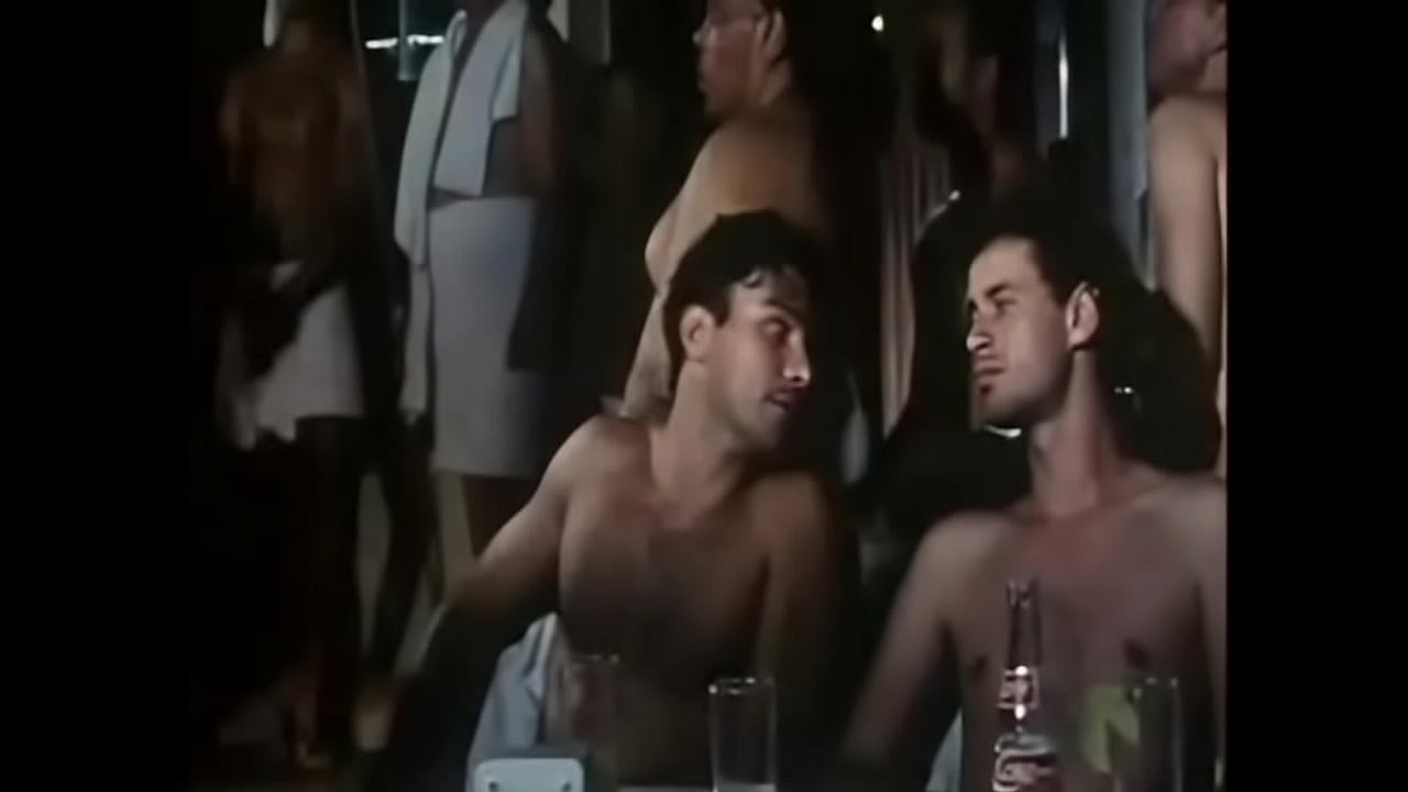 Leonardo Vieira em Cena Gay no Filme Crônicamente Inviável B