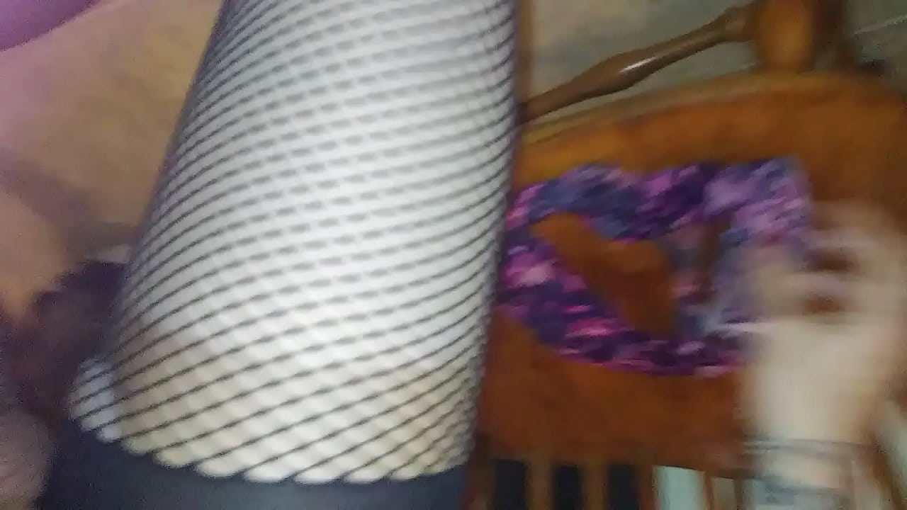 Sissy cuming on nabors panties after stealing them from wash