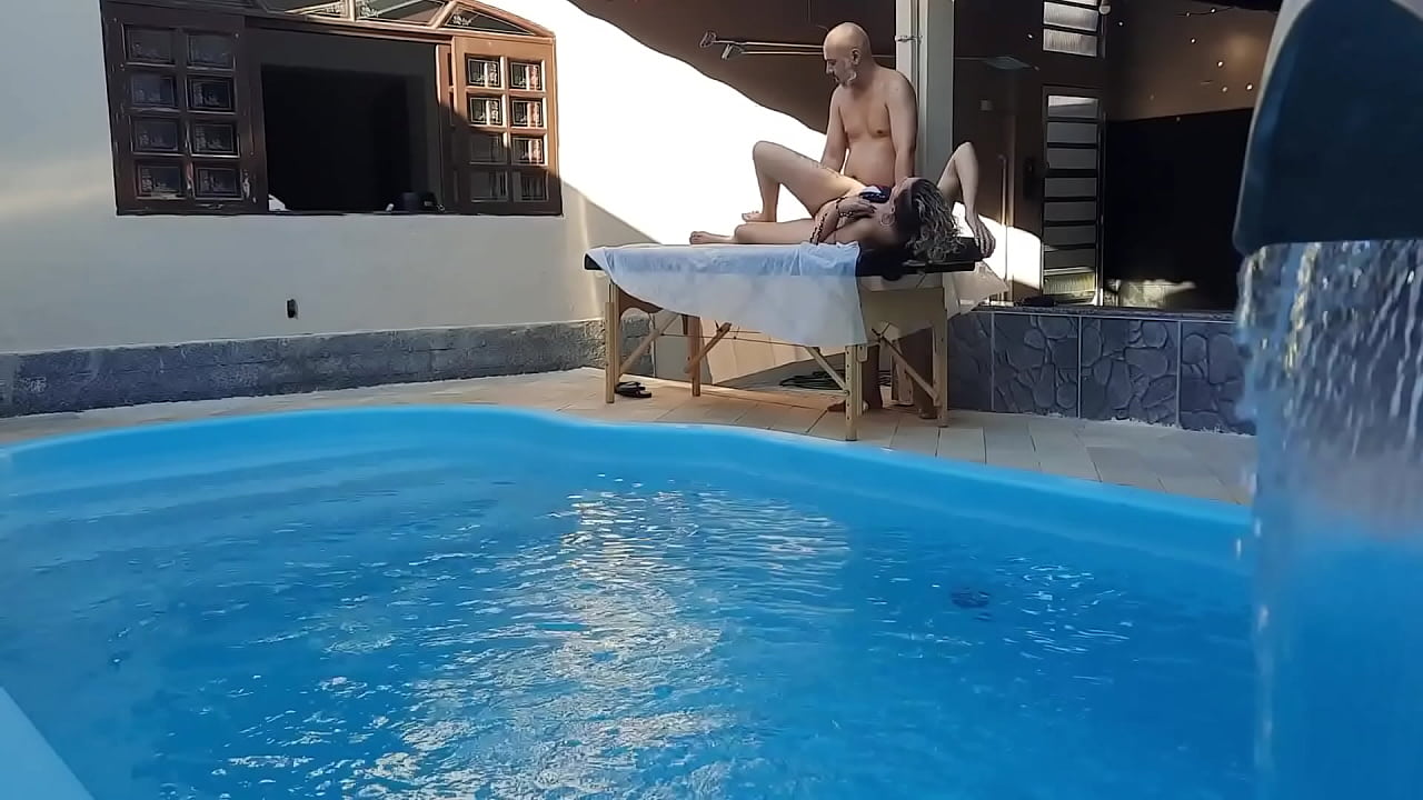 Massage in the pool. The therapist couldn't hold back and made her cum in his mouth.