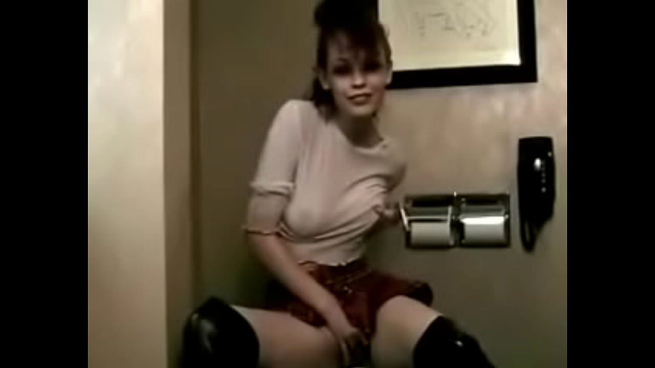 Redhead Slut Pissing