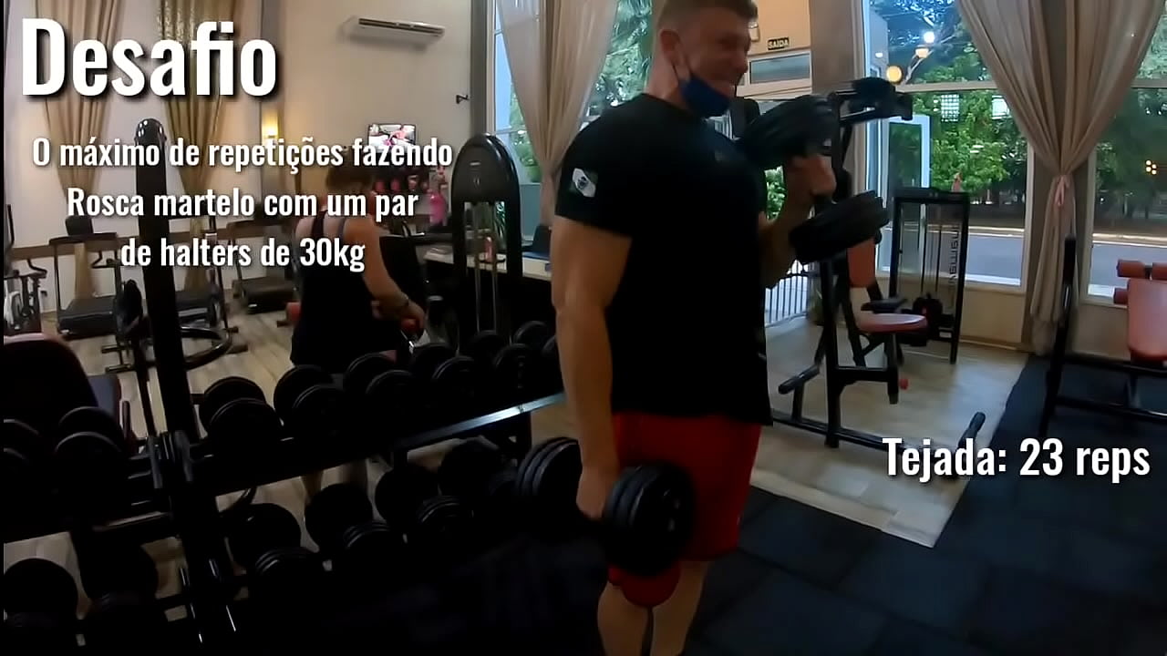 Treino intenso e hardcore de braços para se fazer na academia