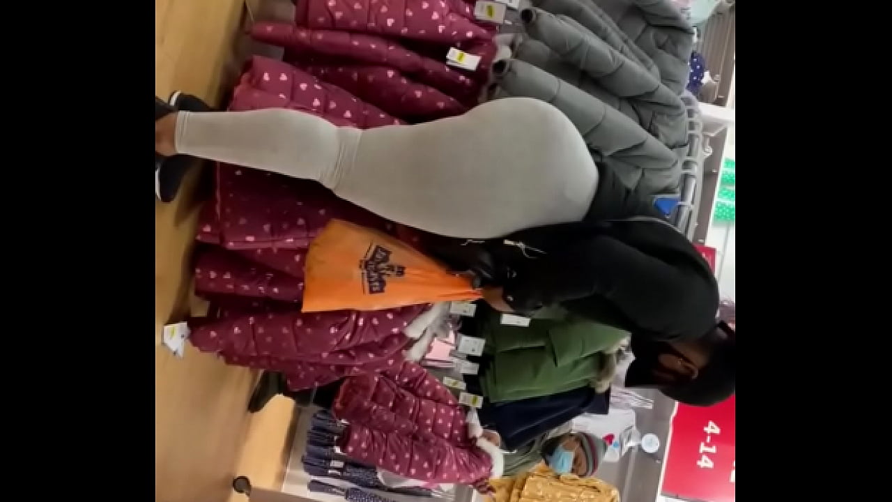 booty in grey leggings