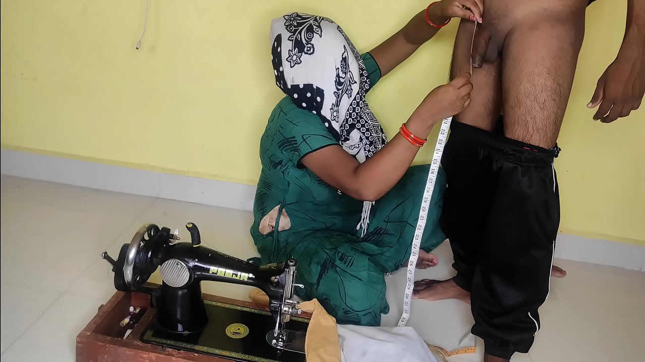 Tailor aunty ki chudai Hindi Audio