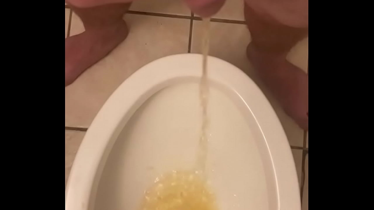 Tiny cock pee farting pissing