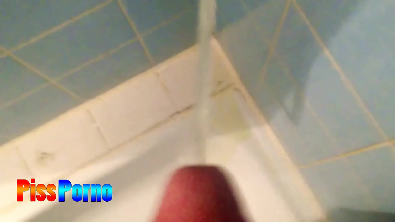 Little pee in the Shower Compilationer (CrazyCrash38)