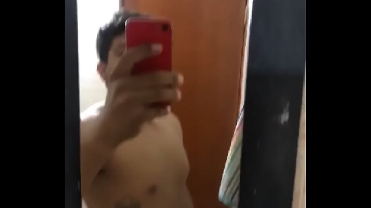 Solo en el baño