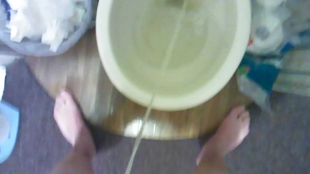 My very first pissing video ever!