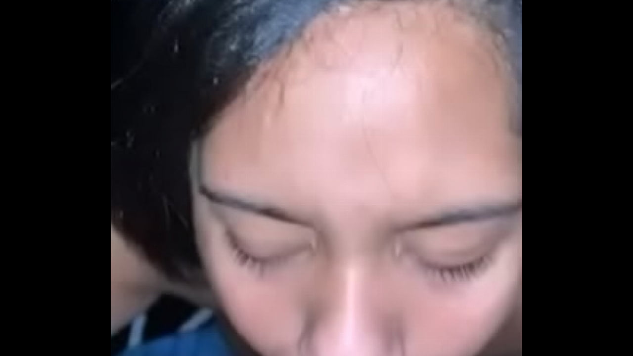 Fucking her face