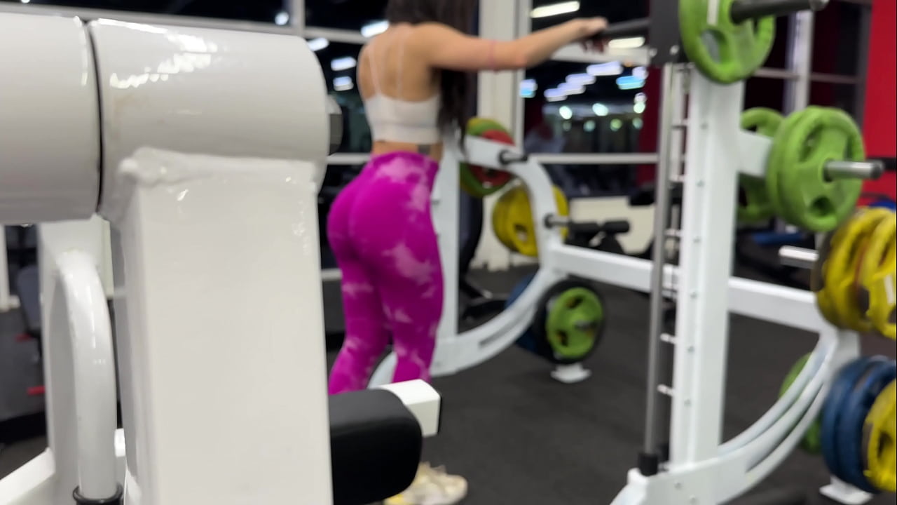 Pick Up Fitness Girl At Gym And Best Fuck In My Life At Home