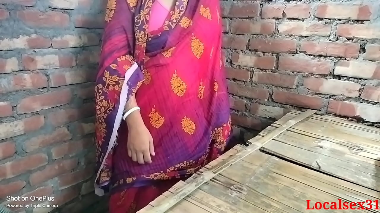 Broking Wall Sex By Mature Saree Local Village Wife