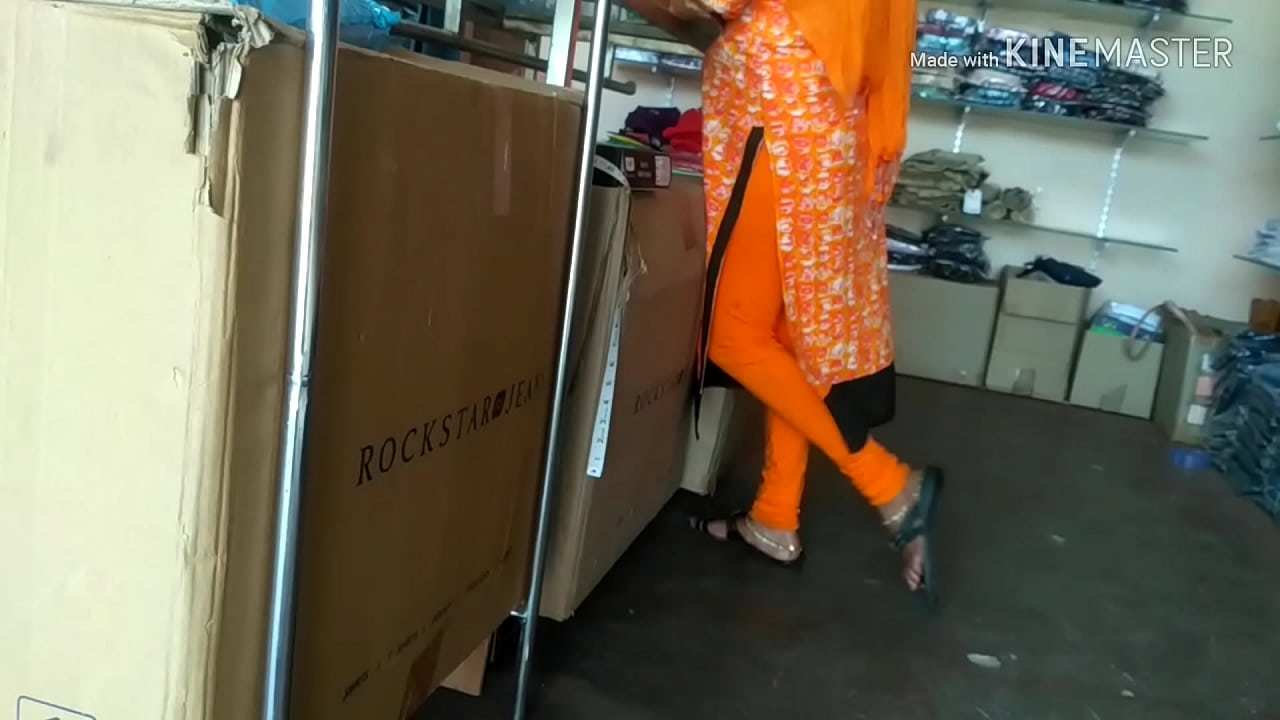 Aunty Showing her big ass and curves in shop and making Cousteau horny