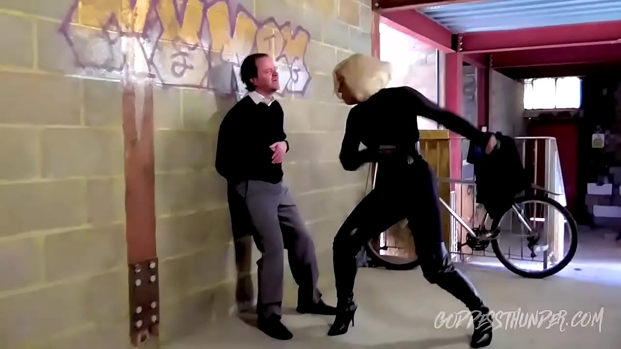 Femdom Beatdown